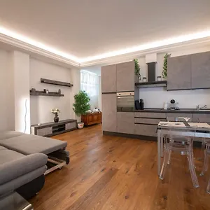 Mamo - Cherubini Apartment