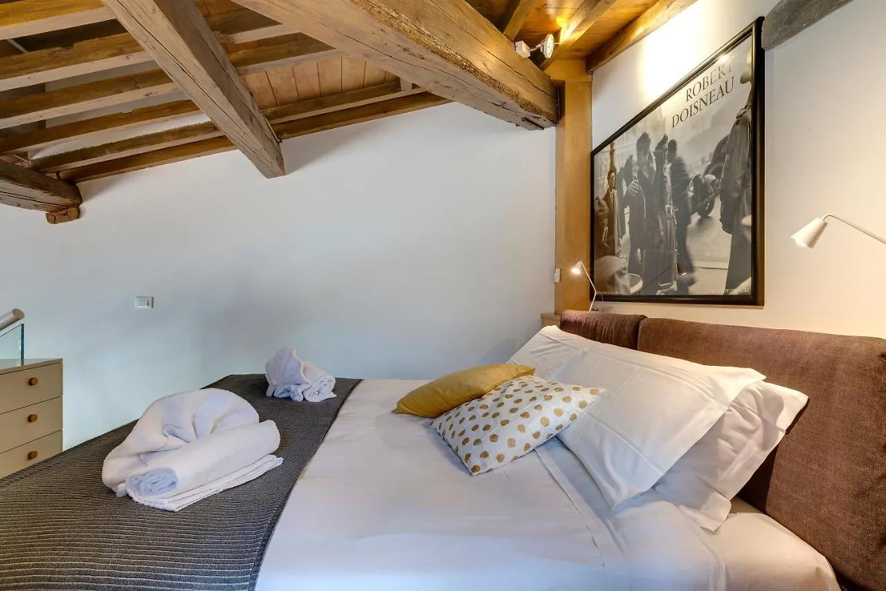 Beatrice Apartment By Mamo Firenze Italia